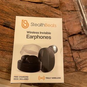 Wireless earbuds